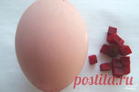Крашеные яйца свеклой (розовые) - кулинарный рецепт на Повар.ру
