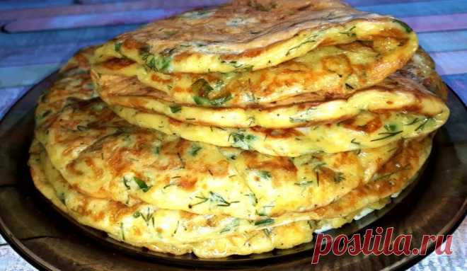 Завтрак за 10 минут, очень вкусно. Ленивые хачапури на кефире Такой быстрый завтрак может быть перекусом и отличным дополнением к ужину. Даже на пикнике эта закуска может быть в качестве лепешек к шашлыку или запеченной рыбе. Для приготовления вам потребуются такие ингредиенты: яйца, 1 шт; сыр, 100 г; кефир, 300 мл; мука, 100 г; сода, 0.5 ч.л; укроп, петрушка, зеленый лук; соль, перец. Процесс приготовления […]