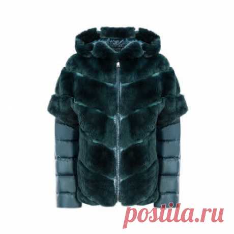 Жакет-трансформер из меха кролика Virtuale Fur Collection 181446000 в Москве, заказать в интернет магазине дешево, цена с фото в Москве Жакет-трансформер из меха кролика со съемными текстильными рукавами будет изящно смотреться и удачно дополнять образы в самых разных стилях. Без рукавов модель становится жилетом, который можно комбинировать с теплыми свитерами и даже дополнить им легкие пуховики. В сочетании с текстильными деталями вы получаете уютную и практичную вещь, з...