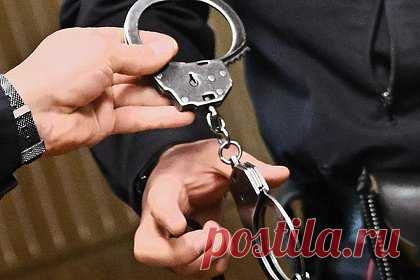 Двоих сотрудников российского информагентства задержали