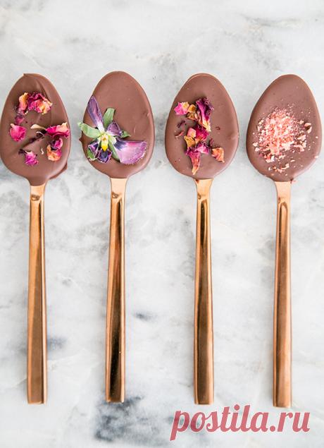 15 Floral Desserts That Will Get You In The Mood For Summer.