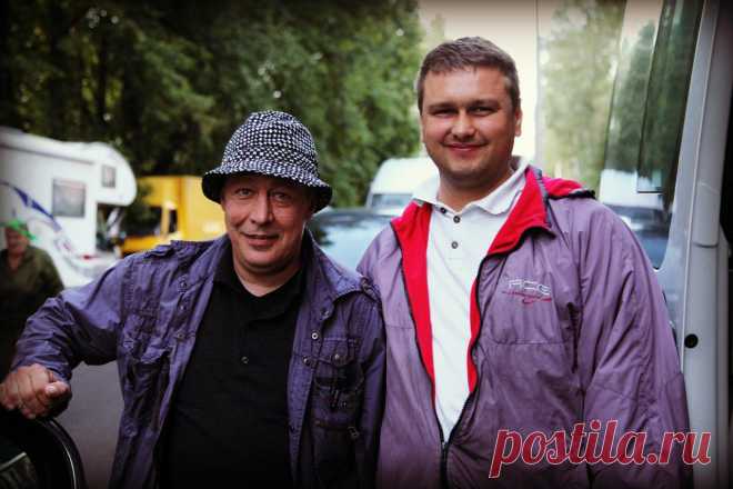 МИХАИЛ ЕФРЕМОВ  МАКСИМ ХУДОЖНИКОВ