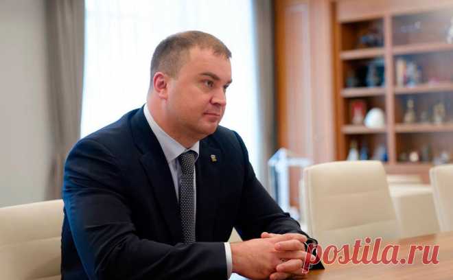 Омский губернатор отменил увеличение тарифа на ЖКХ после иска прокуратуры. В Омской области официально отменили повышение тарифов на оплату услуг ЖКХ. Этого решения добивалась прокуратура, которая обратилась в суд с иском о признании изменений незаконными