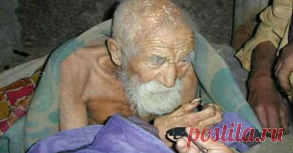 Смерть забыла забрать его много лет назад, 180-летний старик раскрывает секрет долголетия! Этот старик просто не пошёл на поводу у смерти. Только так это можно объяснить. Отпраздновав свой 180-й юбилей, он наконец-то согласился поведать всему человечеству свою тайну… Дедулю называют Махашта Мураси. Он живёт …