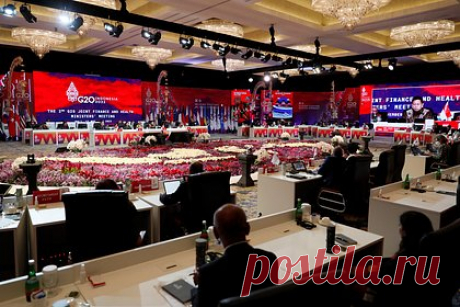 План изолировать делегацию из России на саммите G20 объяснили. Изоляция России на саммите G20 в Индонезии может быть связана с попыткой отсрочить мирные переговоры с Украиной, считает первый заместитель председателя комитета Госдумы по международным делам Светлана Журова. В разговоре с «Лентой.ру» она объяснила возможный план западных стран на мероприятии.