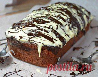 Ванильный кекс с влажной шоколадной начинкой