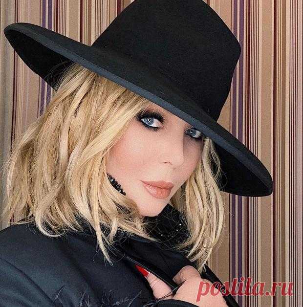 Ирина Билык и Жан-Клод Ван Дамм на одном фото: певица вспомнила встречу со звездой кино