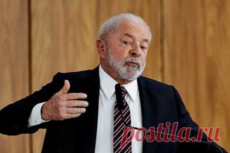 Президент Бразилии высказался о решении конфликта на Украине. Власти Бразилии полагают невозможным решение текущей ситуации на Украине исключительно силовыми методами и призывают к дипломатии. На эту тему высказался президент страны Луис Инасиу Лула да Силва в ходе выступления на совместной пресс-конференции с главой Еврокомиссии (ЕК) Урсулой фон дер Ляйен.