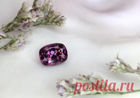 Фиолетовые и сиреневые драгоценные камни: как называются