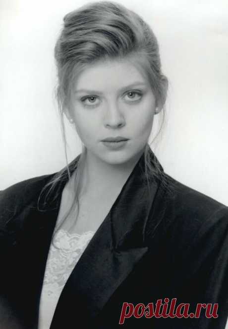 Эмбер Бенсон