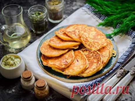 ​Картофельные блинчики на кефире с луком