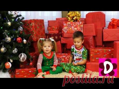 Новогодние ПОДАРКИ ЧЕЛЛЕНДЖ Диана vs Рома Кому Больше?!! Маша и Медведь Щенячий Патруль Свинка Пеппа