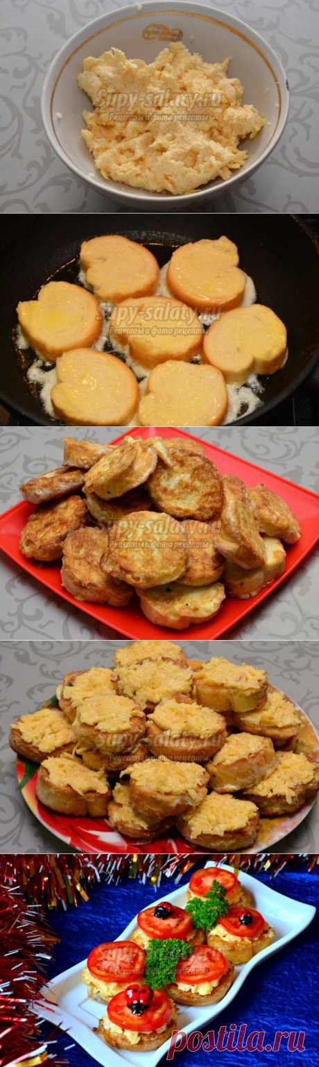 Новогодняя закуска. Бутерброды с сыром и помидорами. Рецепт с пошаговыми фото