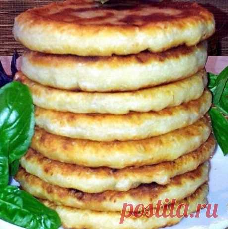 Сырные лепешки с начинкой.