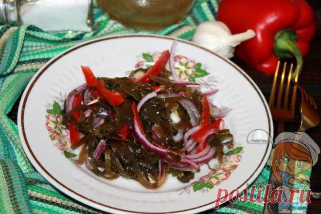 Салат из морской капусты – очень вкусный и простой пп рецепт Салат из морской капусты. Сочетание морепродукта с болгарским перцем, красным луком и чесноком пикантное, но вкусное. Простой рецепт для любителей пп блюд