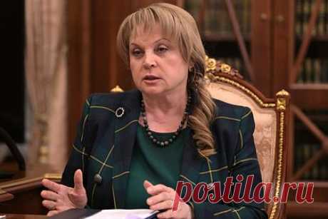 Памфилова назвала западные страны демократическими оборотнями. Глава Центральной избирательной комиссии России Элла Памфилова считает, что на Западе забыли о том, что такое демократия. По ее словам, сейчас в западных странах царит диктат меньшинства, а большинству «заткнули рот». Слова главы ЦИК прозвучали в эфире белорусского телеканала ОНТ.