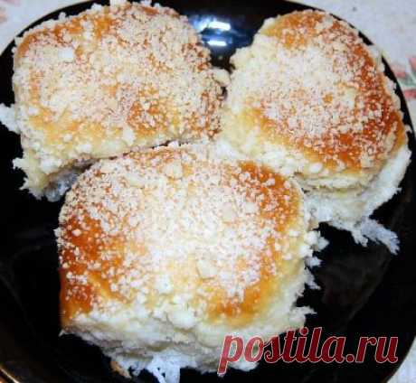 Булочки с посыпкой.