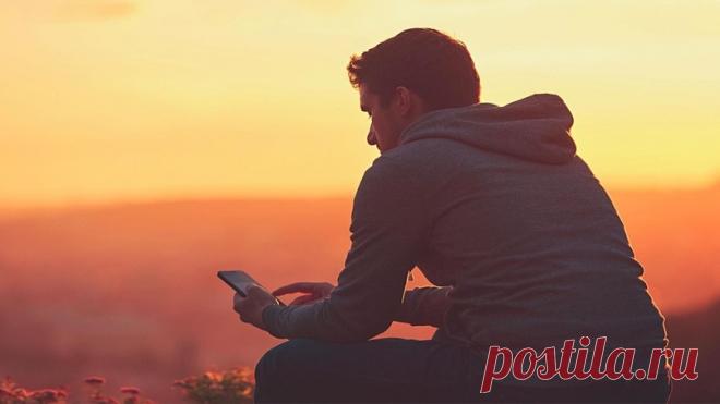 Как одиночество влияет на организм - Мужской журнал JK Men's О том, что человек — это общественное животное, говорил ещё Аристотель. Психологи именно это свойство считают причиной успеха нашего вида.