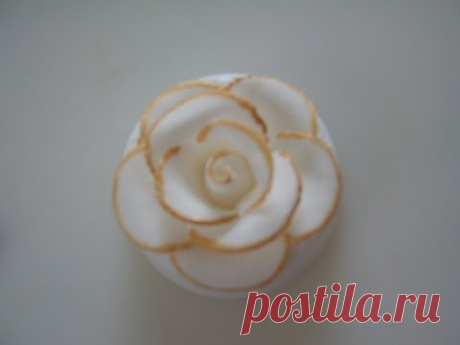 Розы из сахарной массы
