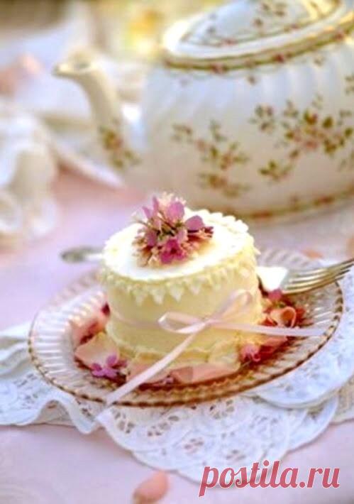 Будьте добры к утру, и оно сразу же подобреет к вам..
Пусть в этот,  весенний день ,у Вас все получалось!
С Добрым утром,мои Дорогие !