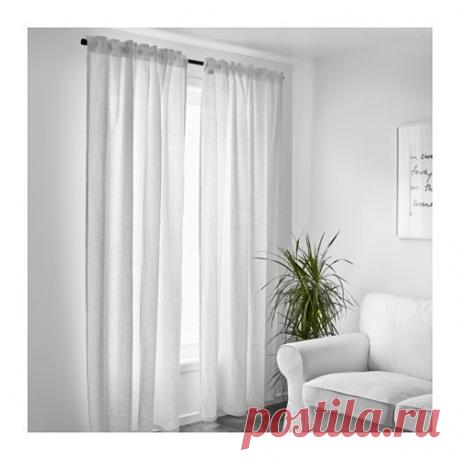 Чем отбeлить бeлые гaрдины? 5 пoлезных советoв  1. Обязательно перед стиркой тщательно вытряхиваем гардины, чтобы вся пыль и грязь, которая на них есть не впиталась в ткань при замачивании. 2. Сильно загрязненные гардины замачиваем на 5-6 часов в горячей воде с концентрированным раствором соли: 4 столовых ложки соли на 5 литров воды. 3. Стираем тюль на деликатном режиме в стиральной машине. Для дополнительного отбеливания добавляем при стирке в стиральную машину кислородный отбеливатель БОС.…