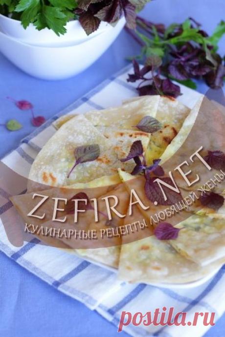 Сырные лепешки на сковороде – рецепт с зеленью - домашние рецепты с