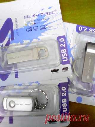 Флэшки - по 16 Гб. каждая. 
Стильные, и Красивые, и Крепкие (материал - сталь) 
Новые - в упаковке. Не дорого. 
8-983-208-11-13, или в Личку.