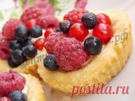 Тарталетки с ягодами