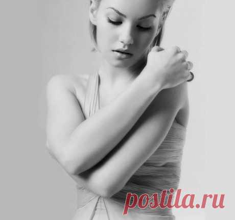 Психосоматика: почему болят плечи
Психосоматика: плечи — Хочу или Надо Когда болят плечи: физические причины  или психосоматика? Как разобраться. «Брак — это тяжелое ярмо на плечах женщины», «Не опускать руки», «Держи спину ровно, взгляд уверенным», «Титаны держат небо на плечах», «Ложатся на плечи проблемы», «Откуда у тебя руки растут?», «Обниму себя за плечи». Психосоматика: почему болят плечи Ну, кто не слышал подобные […]
Читай дальше на сайте. Жми подробнее ➡