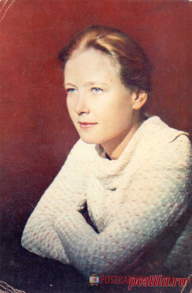 1970. Ия Саввина - о1758 | POSTCARDSMUSEUM.com