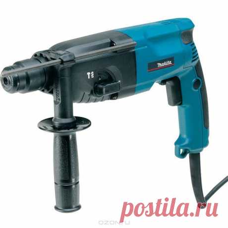 Перфоратор Makita HR2440 работает в двух режимах: сверление и сверление с ударом, а при наличии соответствующих насадок перфоратор, оснащенный реверсом, может использоваться в качестве шуруповерта для завинчивания и вывинчивания шурупов в материалы различной плотности. Реверс также помогает освободить бур при его заклинивании.