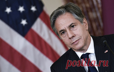 Блинкен утверждает, что в России регулярно нарушается свобода вероисповедания. Он также включил Алжир, Союз Коморских Островов, Кубу и Никарагуа в список государств, правительства которых допускают "серьезные нарушения свободы вероисповедания"