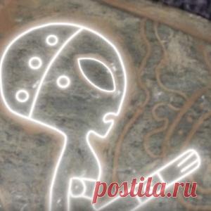 В Мексиканской пещере нашли барельефы с изображениями инопланетян. - МирТесен