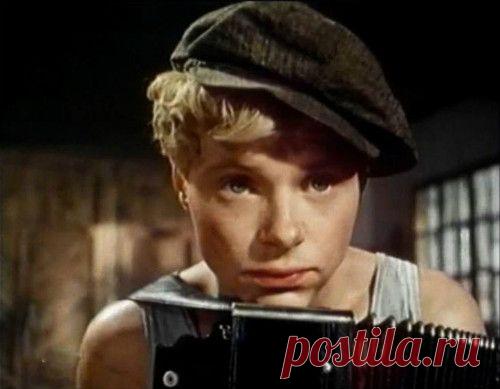 Отечественные кинозвезды, перед которыми никто не мог устоять - Pics.Ru