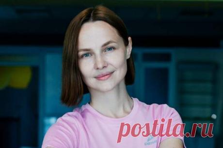 Тренер Татьяна Вартаньян: Нет никакой необходимости проходить в день 10 тысяч шагов - Спутник - Медиаплатформа МирТесен Утверждение «нужно ежедневно проходить 10 000 шагов» успело стать символом здорового образа жизни во всем мире. Умные часы напоминают об этой цели своим пользователям, а фитнес-приложения ставят ее по умолчанию. Многие верят, что если они будут регулярно выполнять эту норму, это гарантирует им - 10 ноября - 43559431016 - Медиаплатформа МирТесен