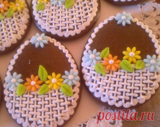 Пасхальные пряники. Рецепт и мастер-класс по росписи