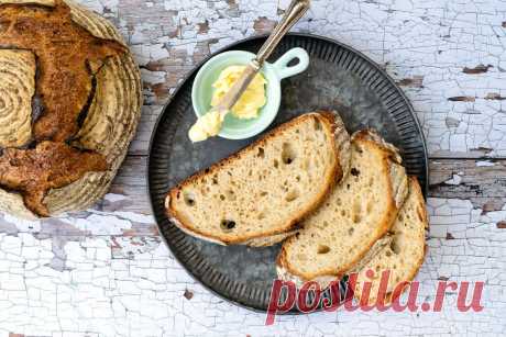 Блог о выпечке хлеба. Overnight Sourdough Bread This Overnight Sourdough Bread requires no kneading or folding. An easy sourdough recipe perfect for beginners. Check out my step by step tutorial &amp; video and fall in love with sourdough!