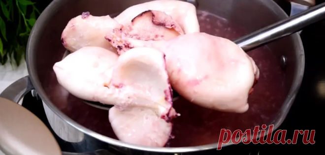 Секреты и хитрости: Как правильно сварить кальмара так, чтобы был нежным и мягким? Можно ли долго варить кальмара? | Готовим с Калниной Натальей | Дзен