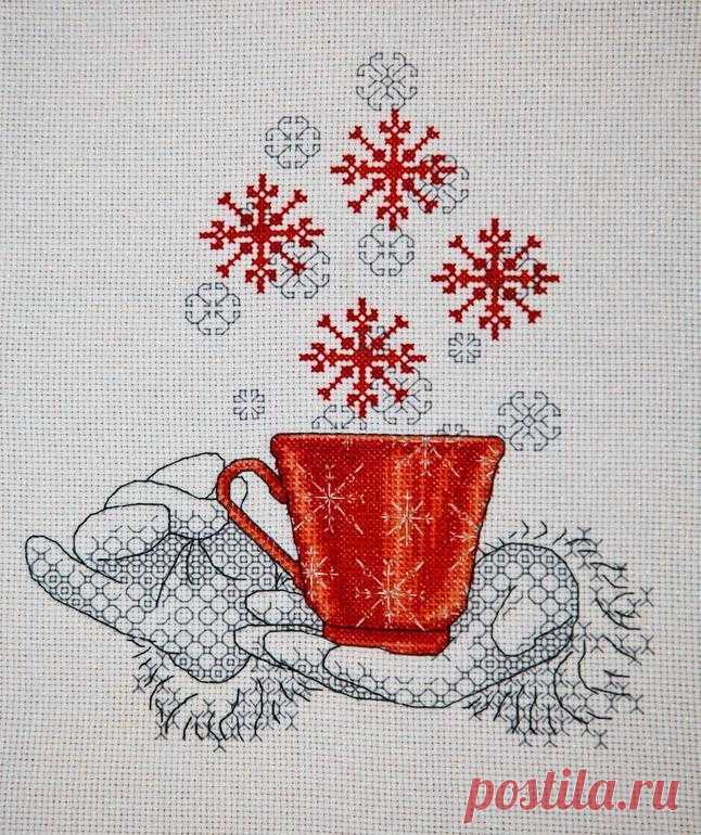 Снежинка: вышивка крестом, гладью и бисером по схеме