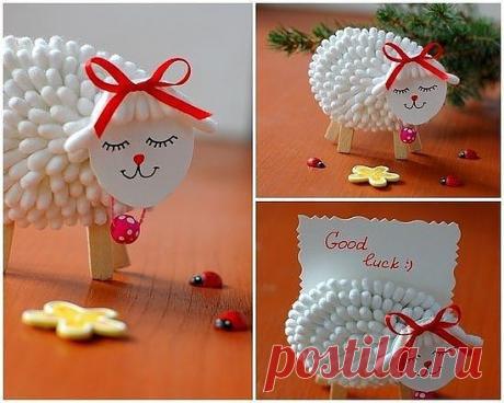 из ватных палочек