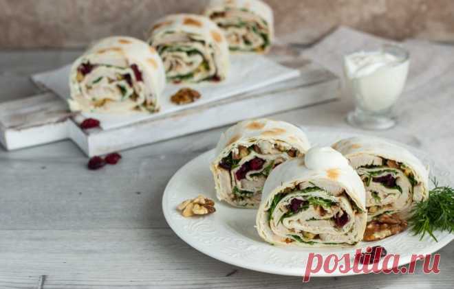 Что завернуть в лаваш: 10 идей вкусных закусок - KitchenMag.ru