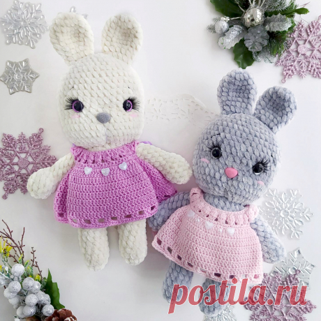 PDF Заюшка плюшевая крючком. FREE crochet pattern; Аmigurumi animal patterns. Амигуруми схемы и описания на русском. Вязаные игрушки и поделки своими руками #amimore - зайка из плюшевой пряжи, плюшевый заяц в платье, зайчик, кролик, зайчонок, крольчонок.