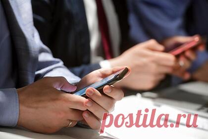 В России появится система блокировки спам-звонков и SMS. Система блокировки спам-звонков и SMS появится в России к 1 июня. На сайтах четырех российских операторов (МТС, «Мегафон», «Билайн» и Tele2), а также на сайте ФАС абонент сможет оставить жалобу на звонок или SMS-рекламу. В течение 72 часов спам-номер будет заблокирован в общей системе.