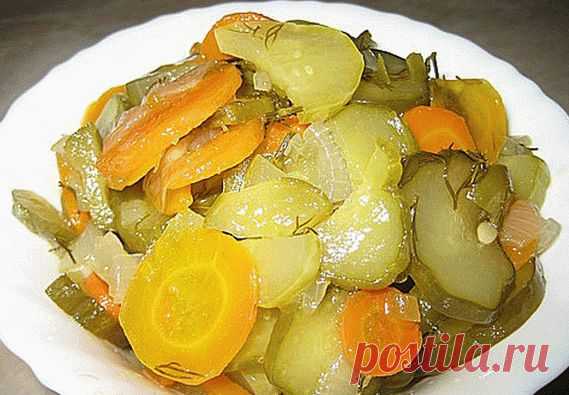 Салат из огурцов "Зимний" - рецепт на столько простой, на столько и вкусный