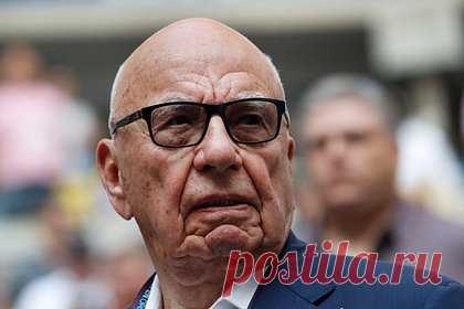 92-летний медиамагнат Руперт Мердок собрался жениться в пятый раз. Американский медиамагнат австралийского происхождения Руперт Мердок собрался жениться в пятый раз. 92-летний бизнесмен сделал предложение 66-летней Энн Лесли Смит. Женщина является вдовой известного американского кантри-певца и телеведущего Честера Смита, который скончался 2008 году.