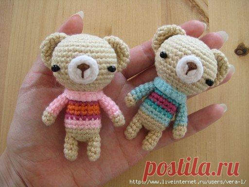 Мишка в свитерочке