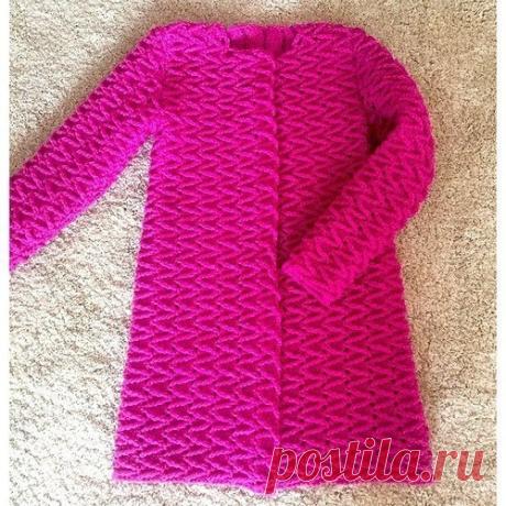 Beautiful coat with an interesting pattern