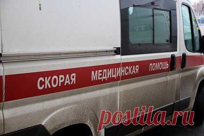 Российский ребенок застрял ногой в батарее в детсаду и получил сильный ожог. В Ишимбае Республики Башкортостан трехлетний ребенок во время пребывания в детсаду застрял ногой в батарее и получил сильный ожог. Об этом сообщила мать ребенка Ольга Иванова. По ее словам, ожог повредил ребенку кожу до мяса, его нога распухла. Медики провели мальчику операцию под общим наркозом.