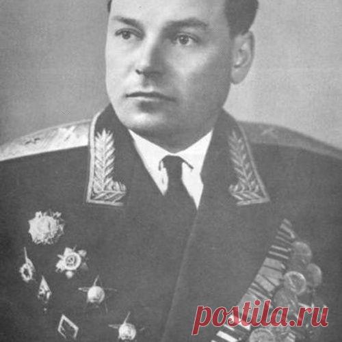 Как Сталин Советский Союз к войне с фашистами готовил. Действительно ли Сталин игнорировал донесения разведки о том, что в июне 1941 года начнется война?