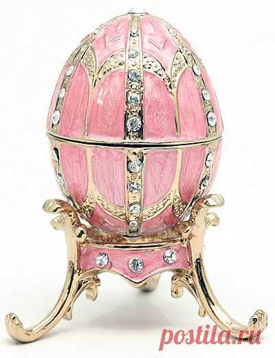 Faux Faberge Romanov Egg Box | Lisa Meshenberg приколол(а) это к доске Faberge Egg